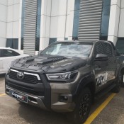 TOYOTA HILUX 2023+